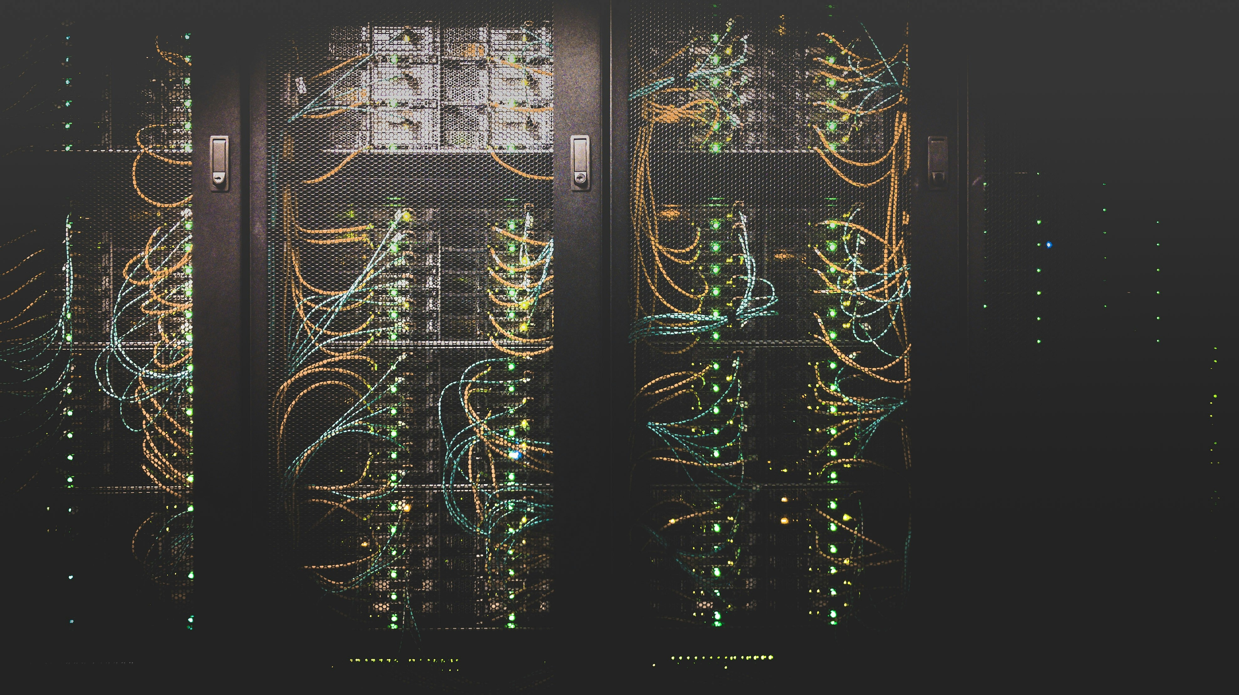 Cloud infrastructure visualization - Photo by Alex Machado